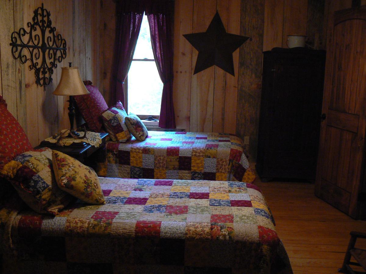 فندق Del Rioفي  French Broad Outpost Ranch المظهر الخارجي الصورة