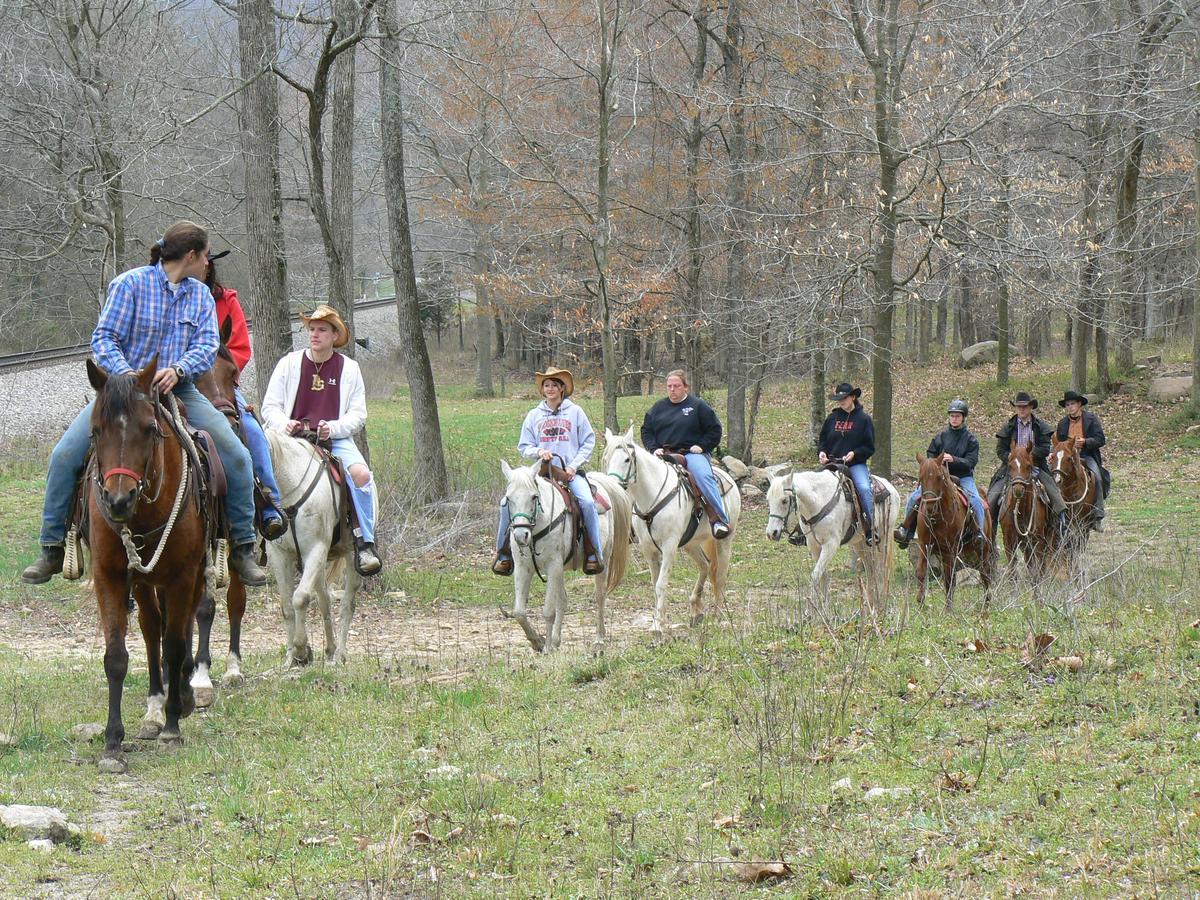 فندق Del Rioفي  French Broad Outpost Ranch المظهر الخارجي الصورة